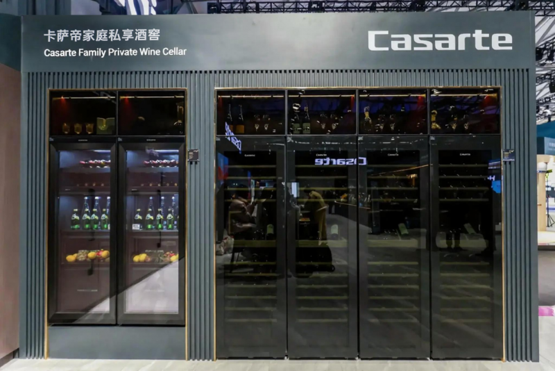 卡薩帝 以“冷柜+酒柜+冰吧”三位一體，重塑家庭智慧保鮮與數據化存儲新體驗